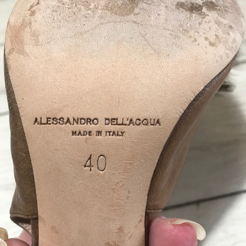 Alessandro Dell'Acqua Feather and Leather Pumps - Picture 12 of 16